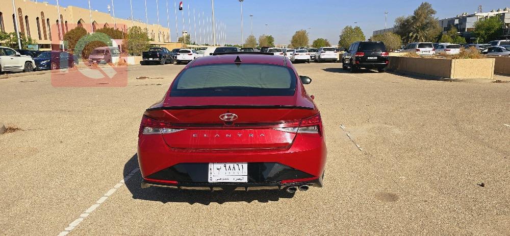 هیوندای ئەلەنترا